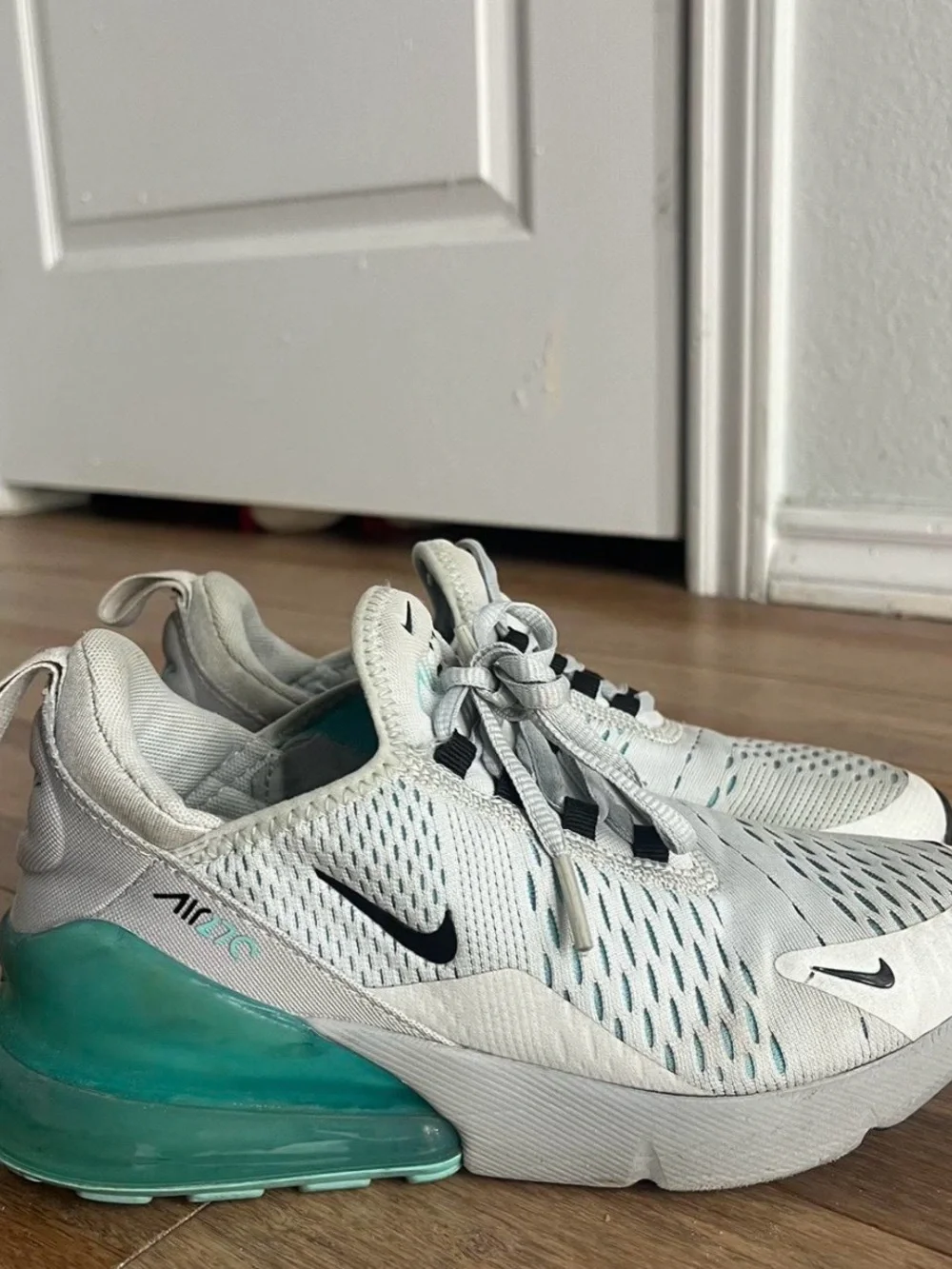 Nike White Sneakers with Teal Heel Air Unit